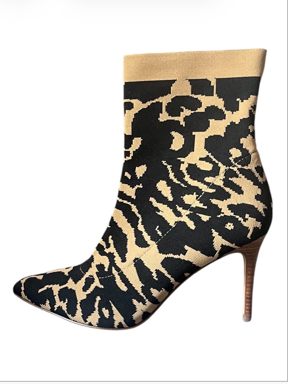 NWT Louise et Cie Leopard-Print Stretch-Knit Ankle Boot - Black & Tan